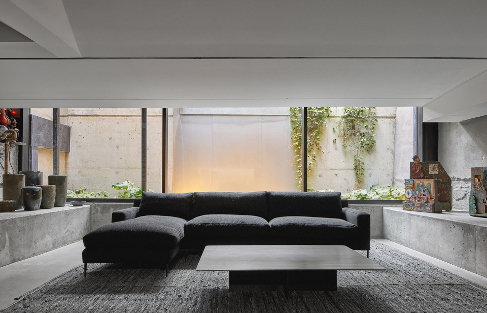 a tale of multiple cities cohlmeyer architectures enduring collaboration with montauk sofa