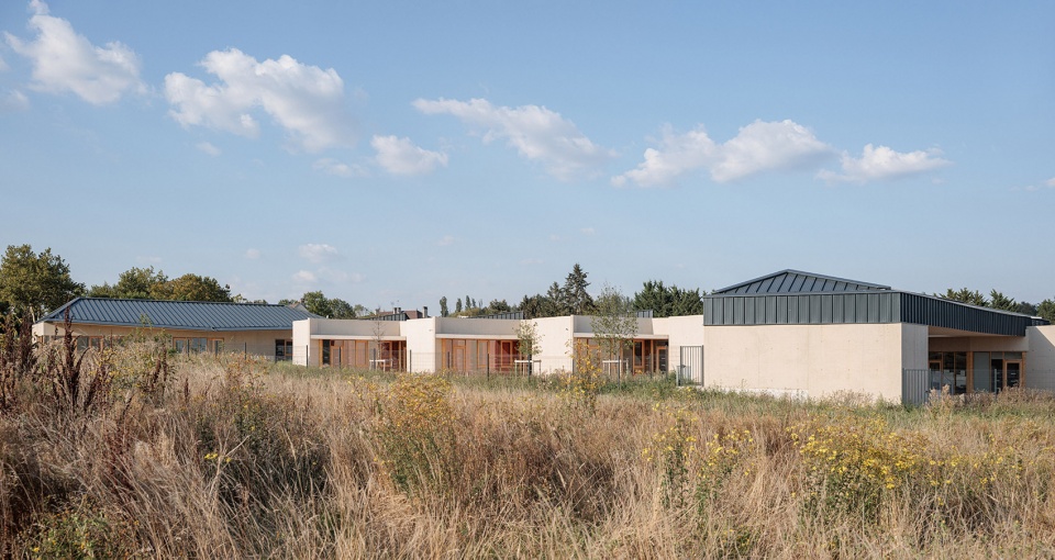 claudine hermann school by sam architecture