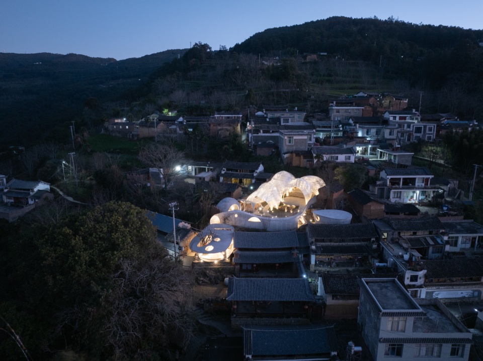 White Cloudy Village Cultural Center