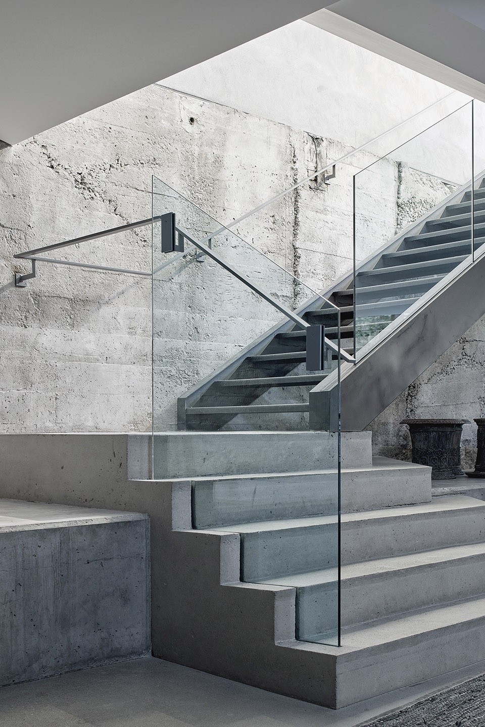 a tale of multiple cities cohlmeyer architectures enduring collaboration with montauk sofa