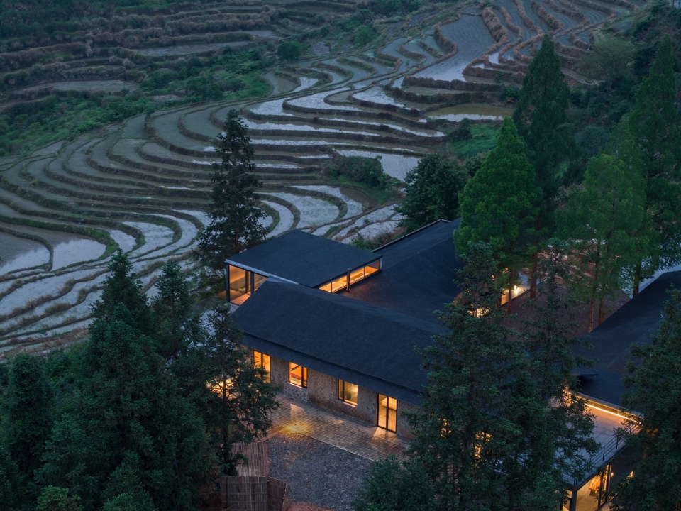 Commune STORE by Atelier Global