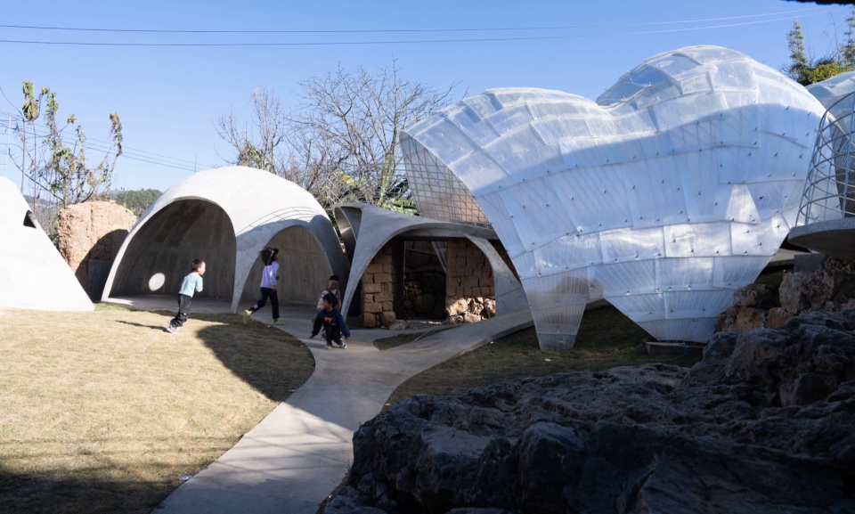 White Cloudy Village Cultural Center