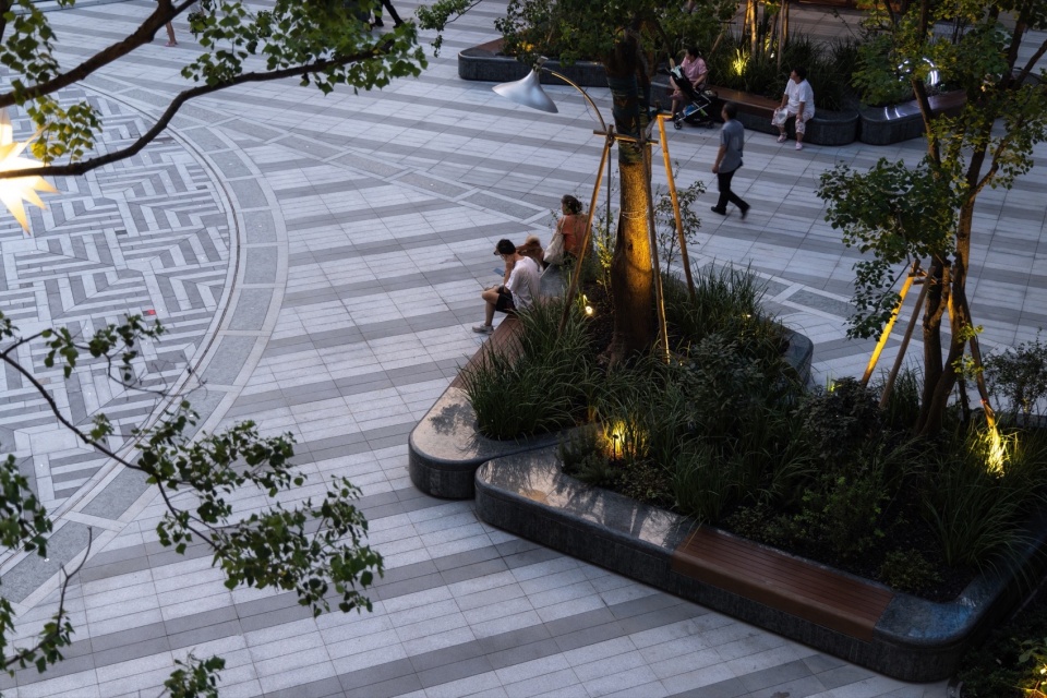 Midtown Forest Shanghai Xuhui Vanke Plaza Landscape Practice by THLA
