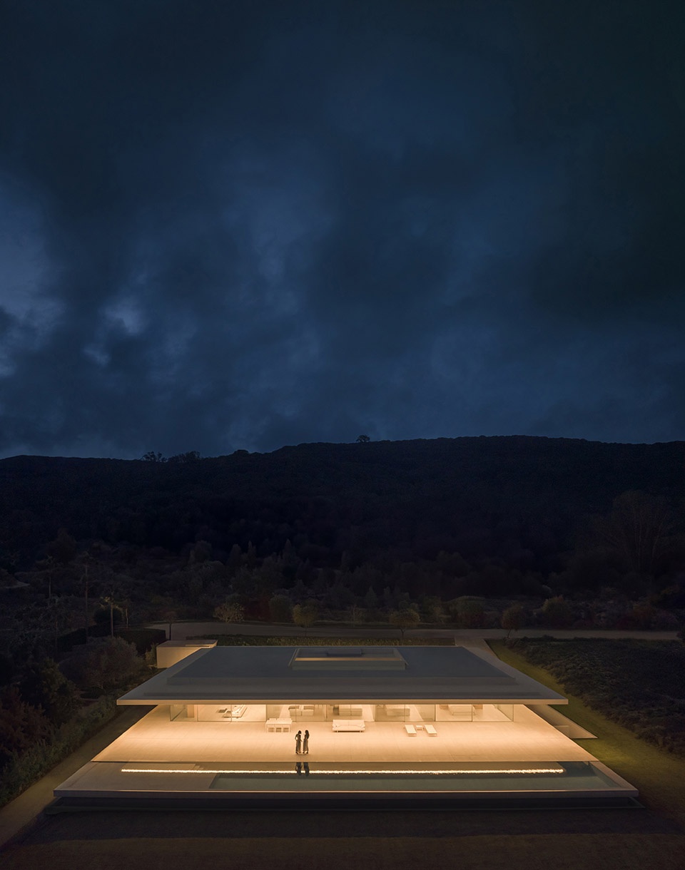 house in sotogrande by fran silvestre arquitectos