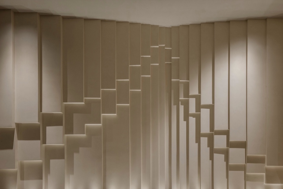 The details of more than a hundred strips on the waterfall façade ©W Workspace