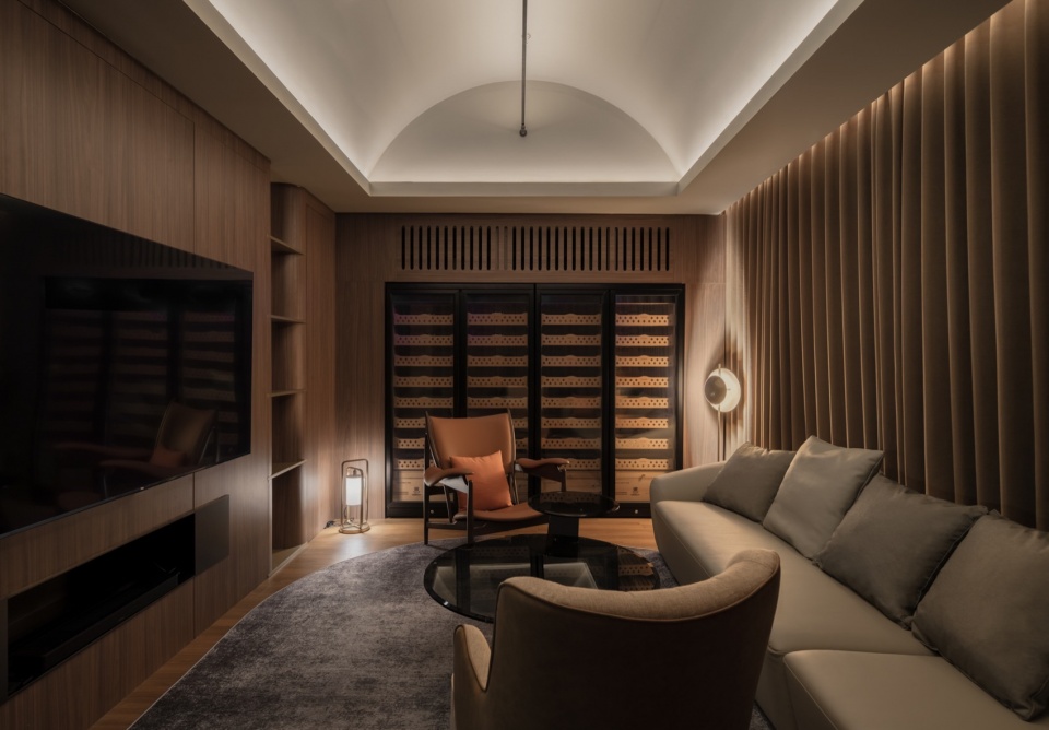 LEAF lounge 24