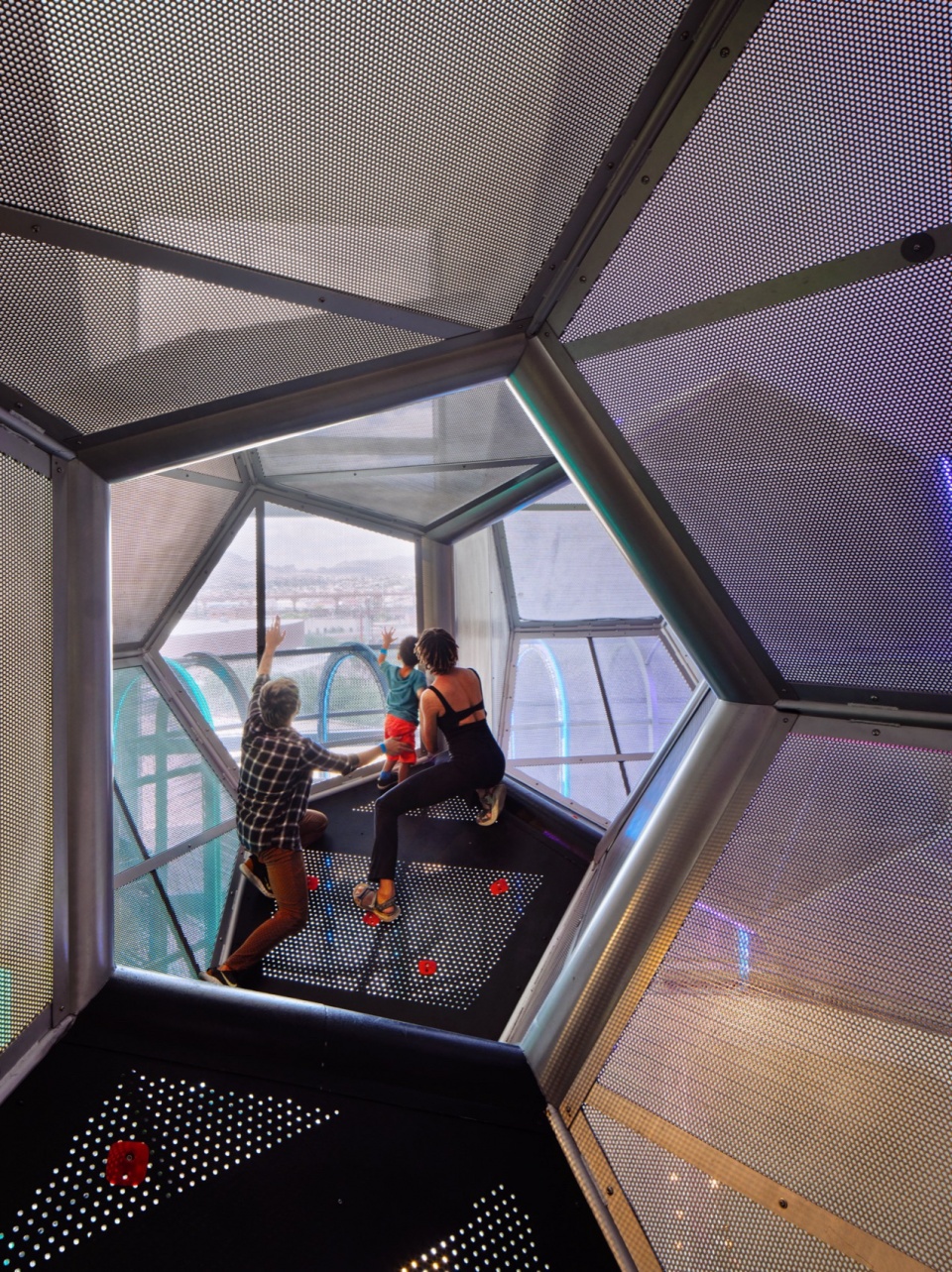 extras8662 la nube by snohetta