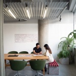 拾集建筑办公室及盎然咖啡，上海 / 拾集建筑