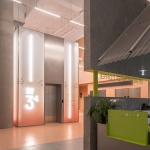 拾集建筑办公室及盎然咖啡，上海 / 拾集建筑