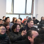 “半场”第一场展览《故事会与枕头》开幕