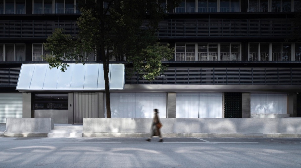 101FF Office Space by OneMoodDESIGN