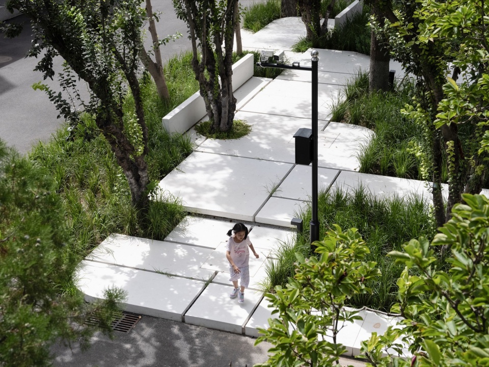 Beijing Sanlitun West 5th St No 5 Campus by OneScape