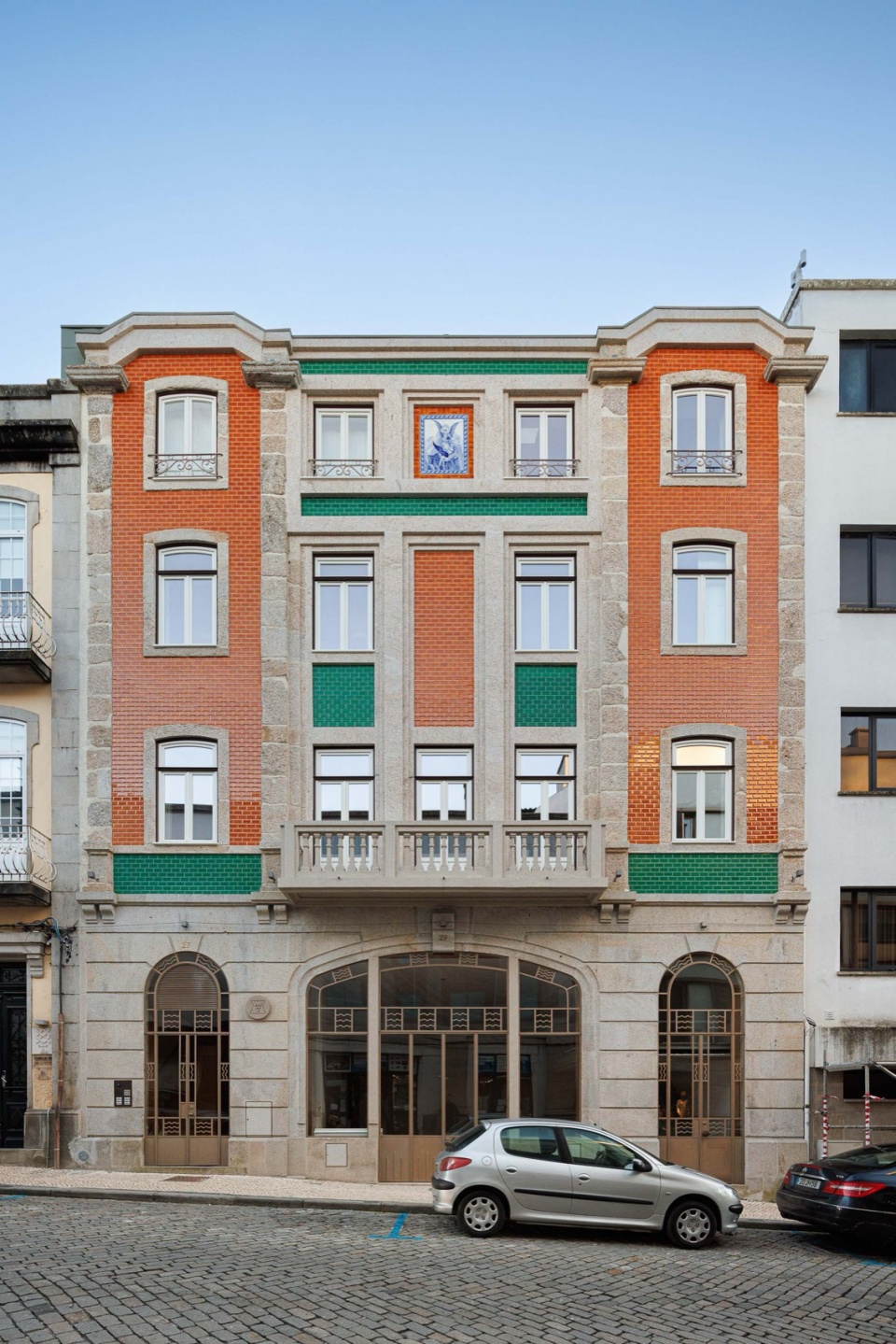 apartamentos vitoria by floret architecture