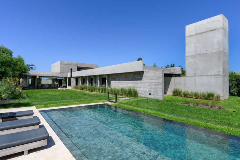 nnCLP HOUSE by nnarquitectos pga