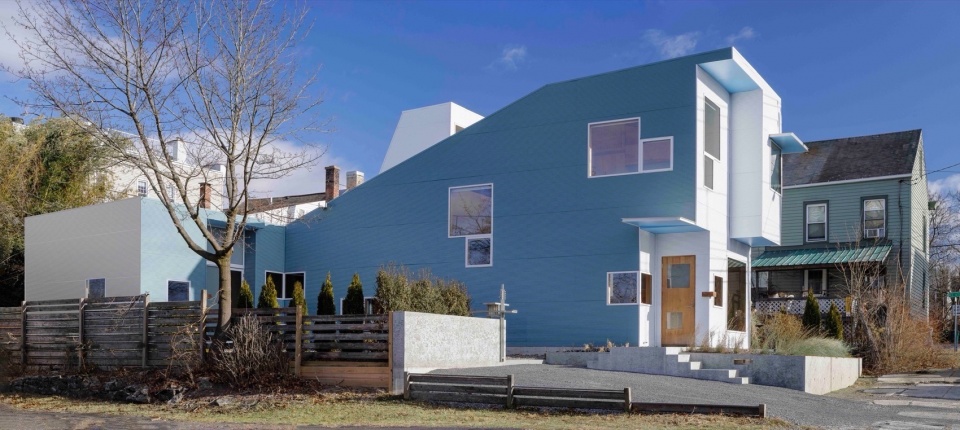 Hudson L House by Steven Holl Architects