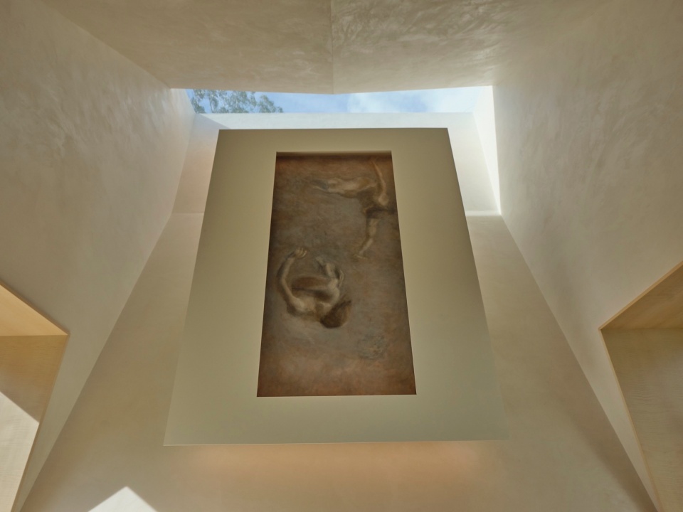 A Mourning Dovecote by Schwartz and Architecture