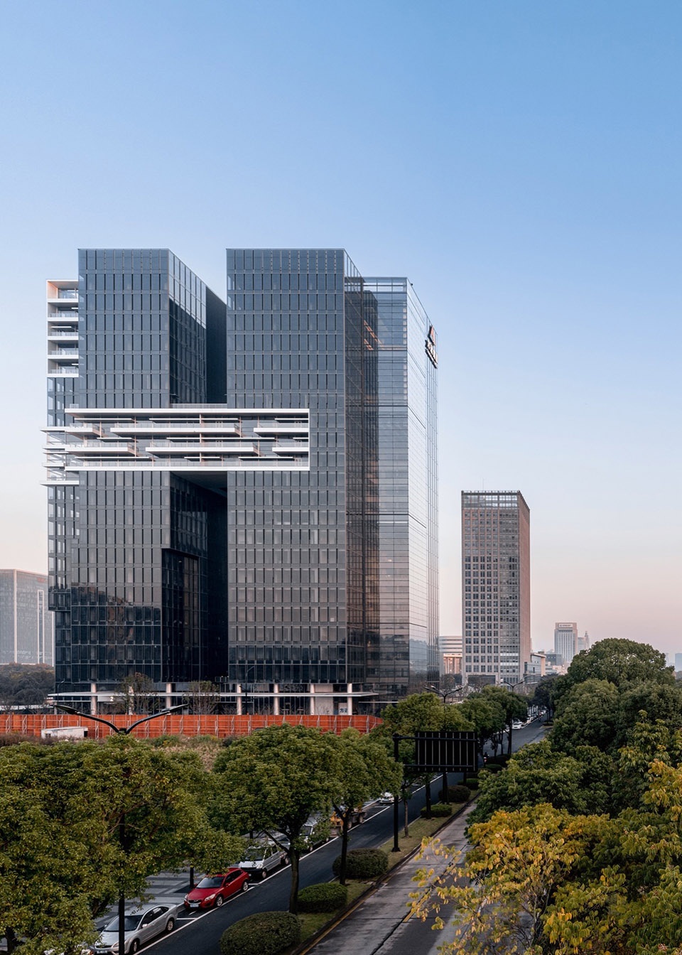 Taizhou Vision Center by gad