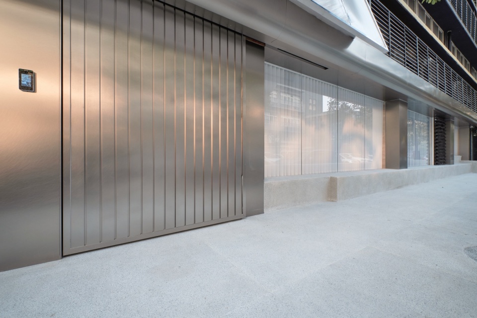 101FF Office Space by OneMoodDESIGN