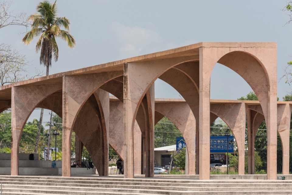 Complex El Campestre Recreational Park Community Development Center by CCA Bernardo Quinzaños