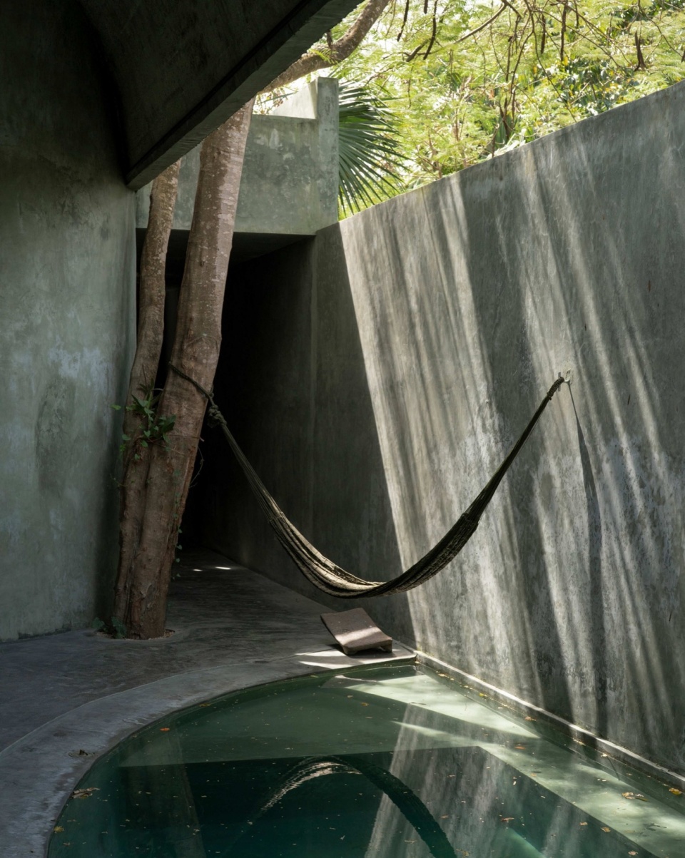 gruta住宅,墨西哥 / salvador román hernández   adela mortéra