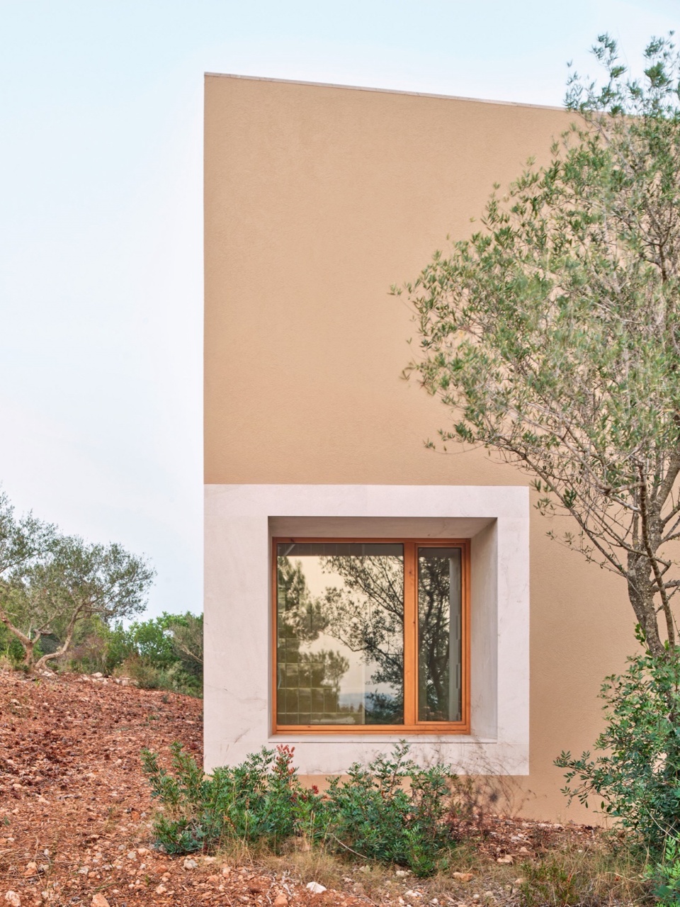 House In Puntiro by RIPOLLTIZON Estudio de arquitectura jbl