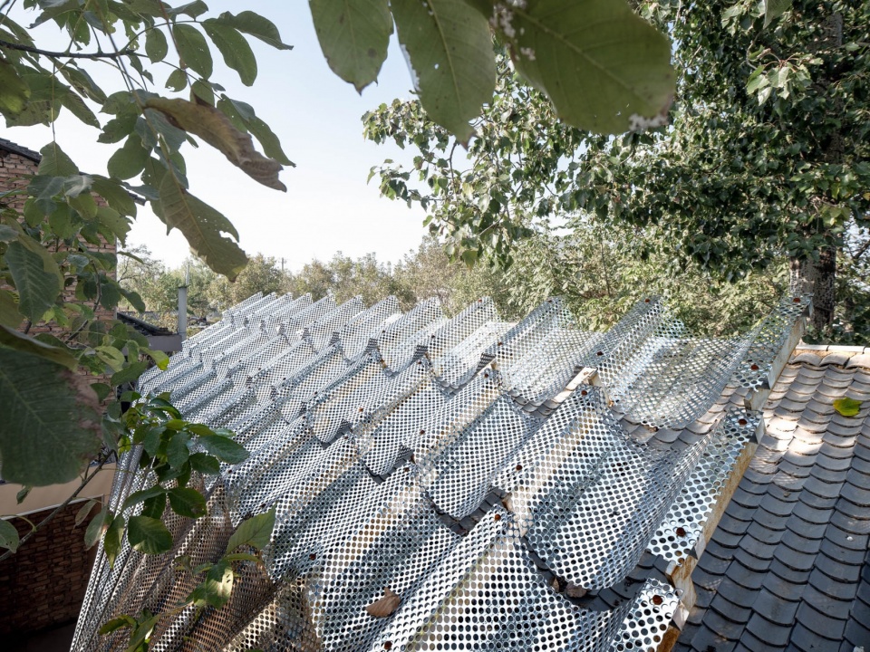 Streaming Light Exhibition Hall by Daipu Architects