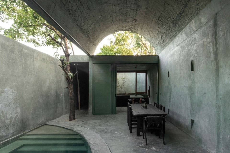 CASA GRUTA by Salvador Roman Hernandez Adela Mortera Villarreal
