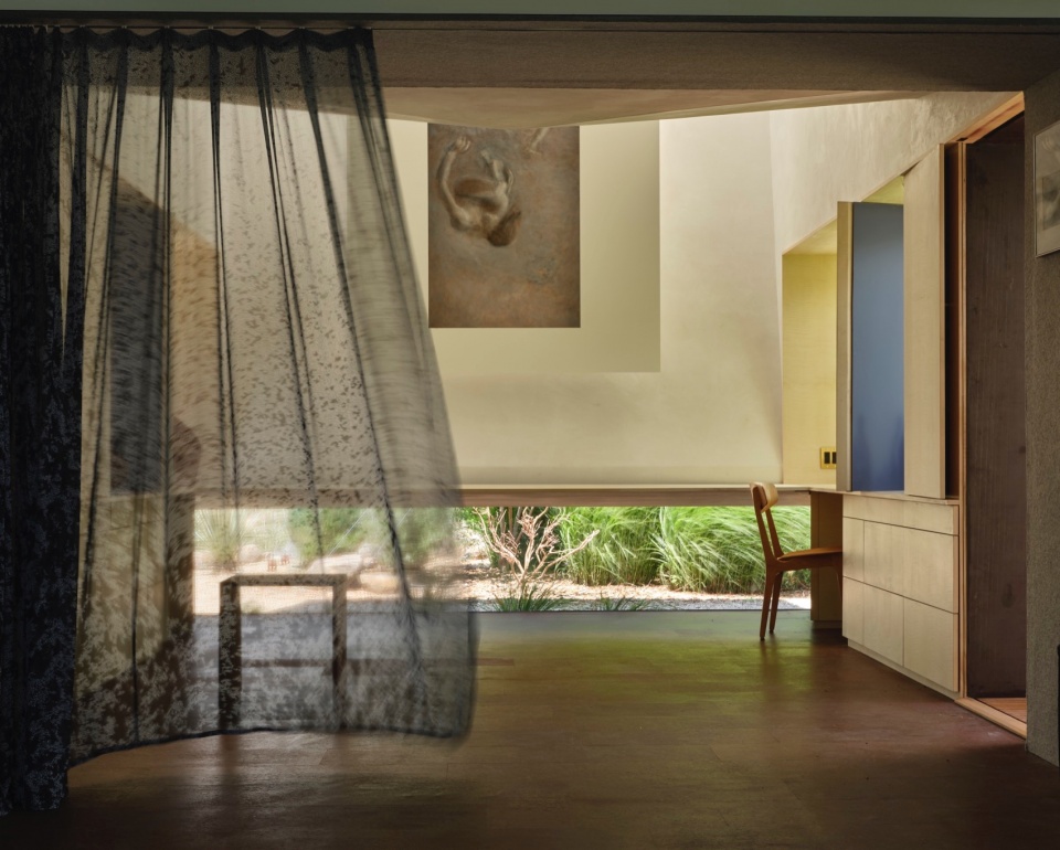 A Mourning Dovecote by Schwartz and Architecture