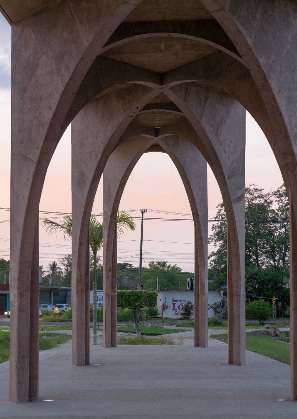 Complex El Campestre Recreational Park Community Development Center by CCA Bernardo Quinzaños zm7