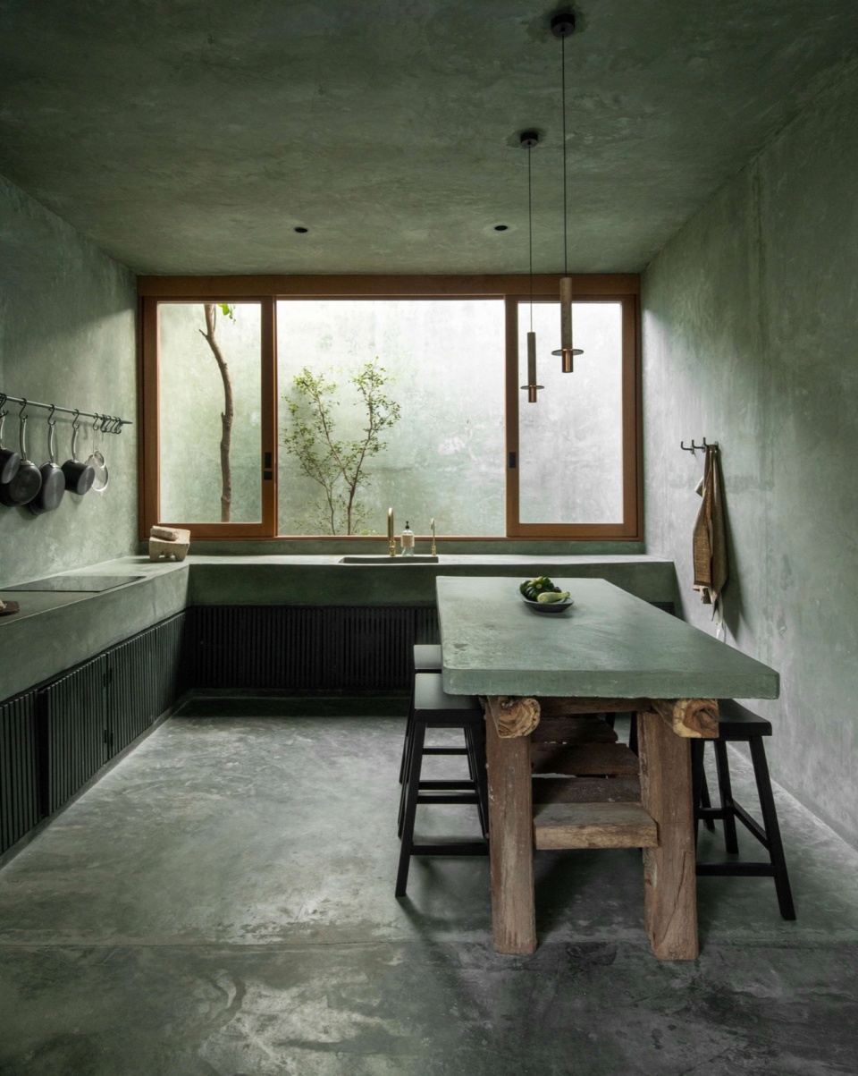 CASA GRUTA by Salvador Roman Hernandez Adela Mortera Villarreal