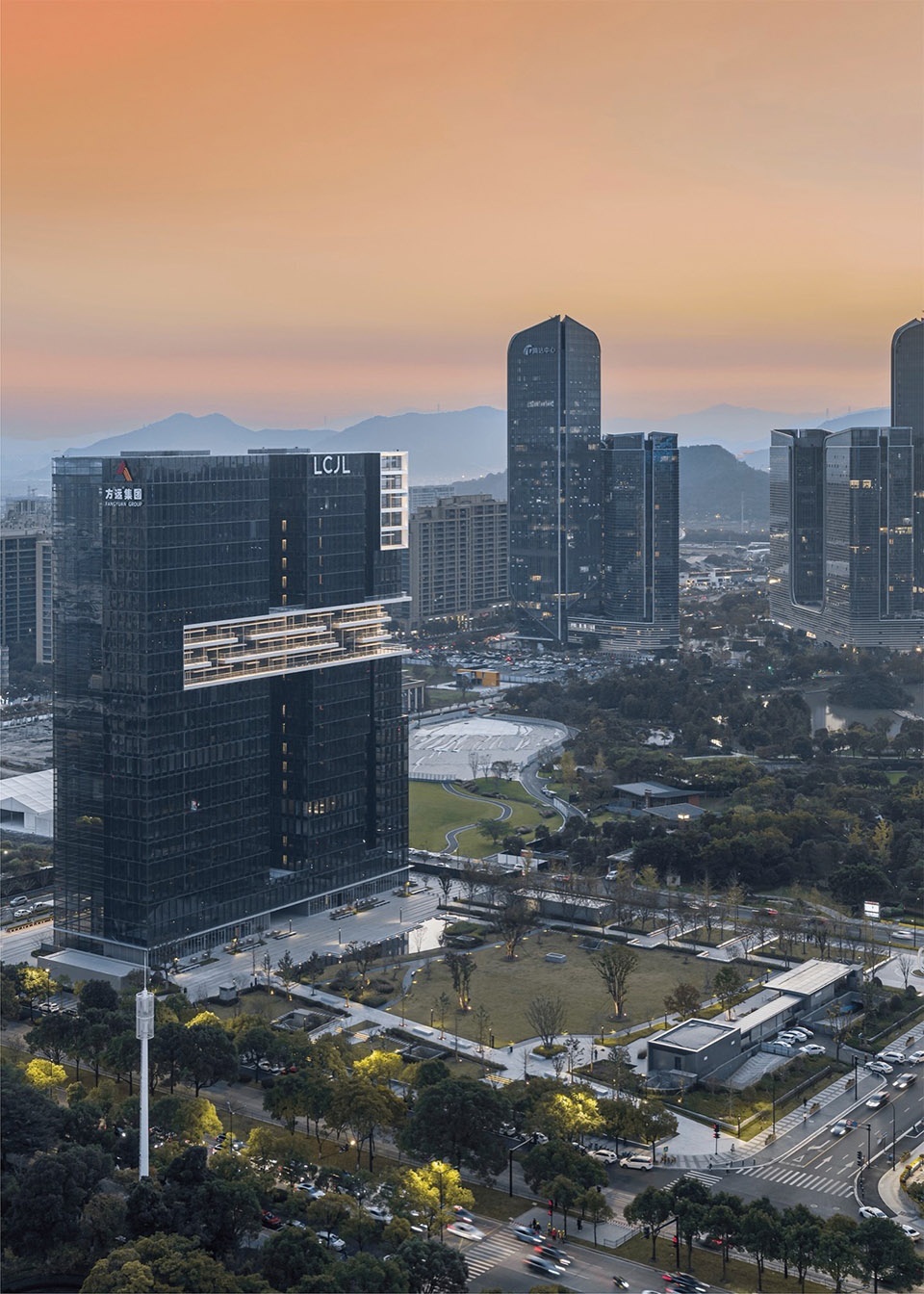 Taizhou Vision Center by gad