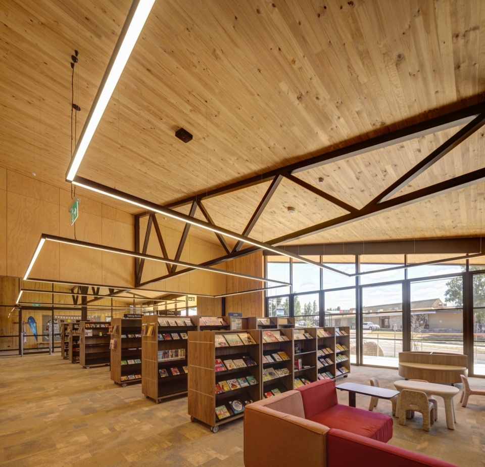 jindabyne library and community centre by fjcstudio