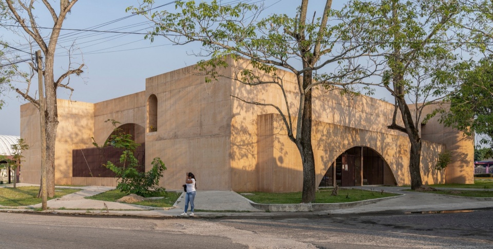 Complex El Campestre Recreational Park Community Development Center by CCA Bernardo Quinzaños