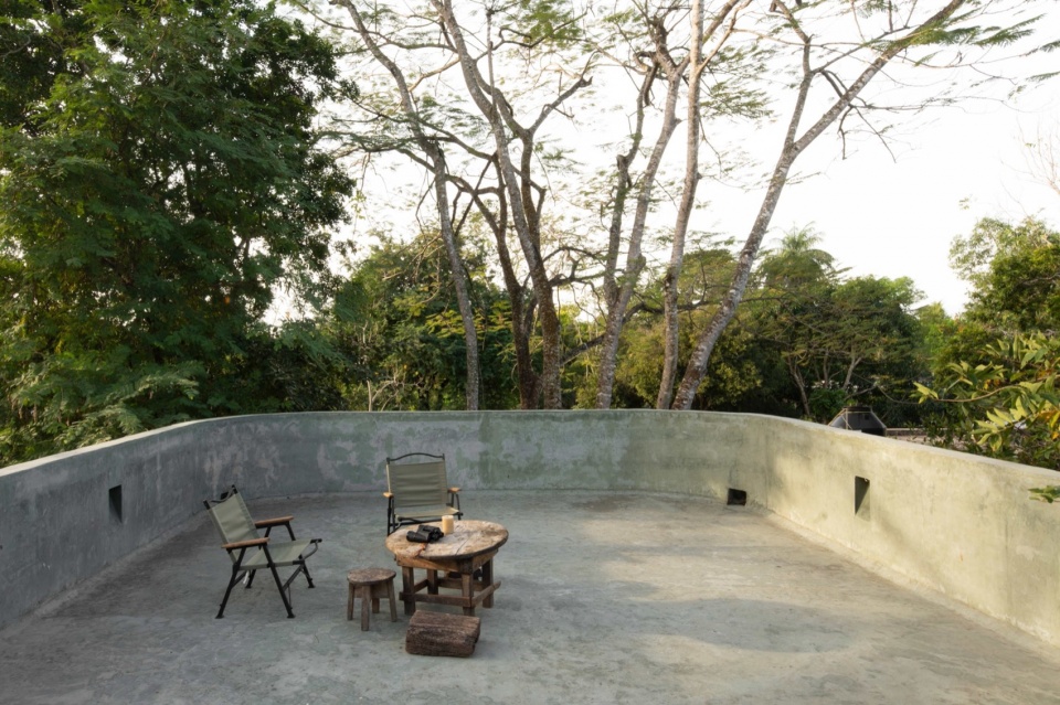CASA GRUTA by Salvador Roman Hernandez Adela Mortera Villarreal