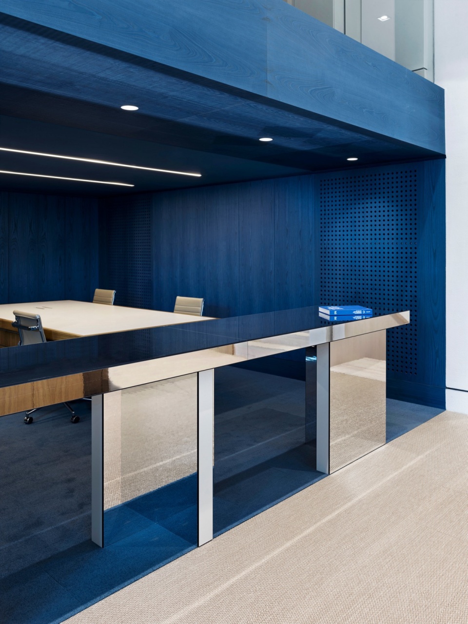 Ozlenir Headquarter URBANJOBS