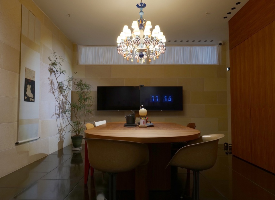 Under 35 – Lin Qianyi + Yang Dongzi - Gooood