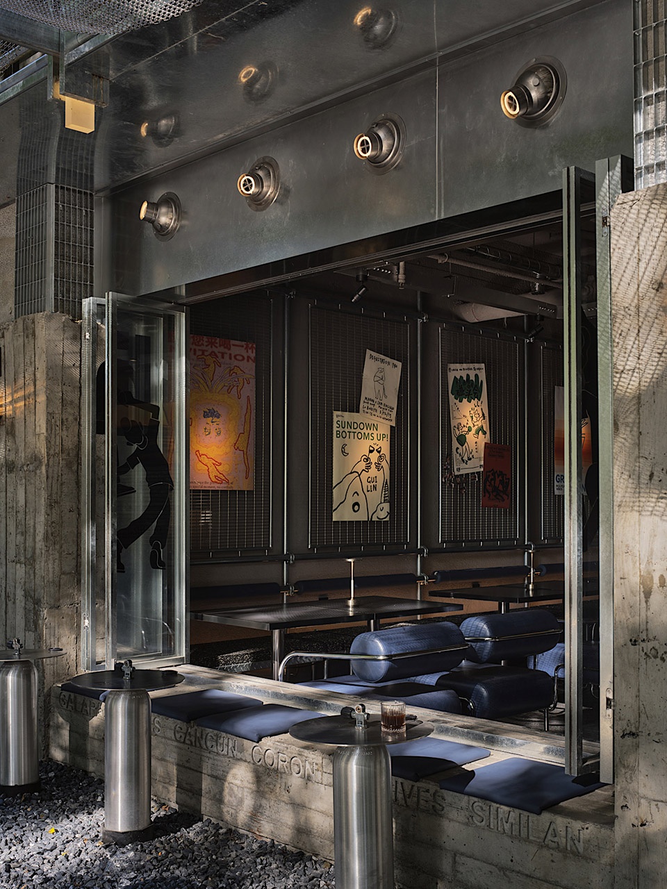 no limit cafe bar by balance space design