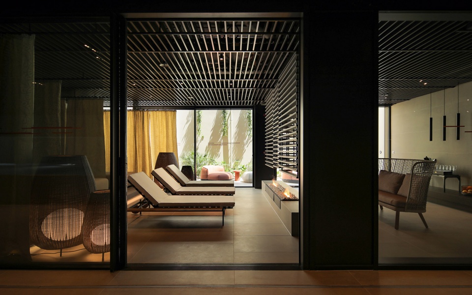 hotel keight by 3lhd