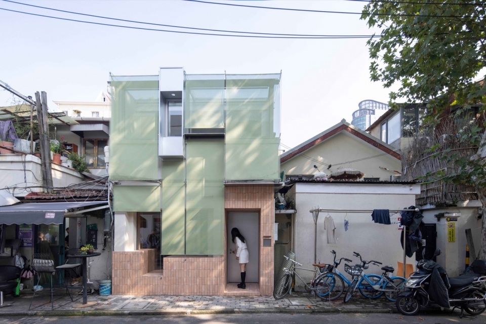 Mini Sanbao Ceramic Art Studio