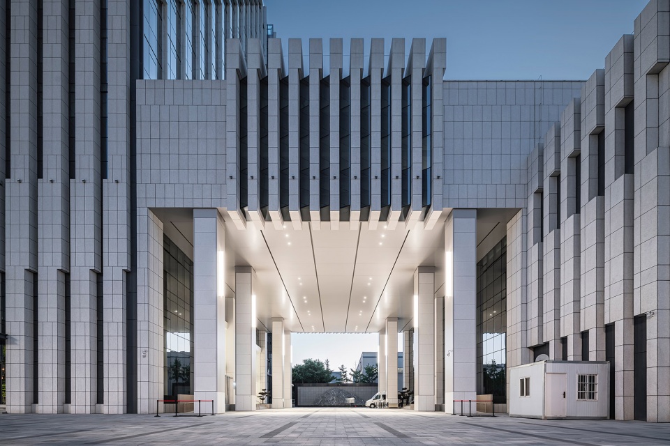 chinlink international centre reconstruction by shenzao design