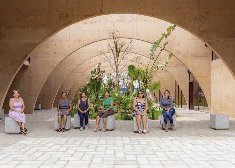 Complex El Campestre Recreational Park Community Development Center by CCA Bernardo Quinzaños