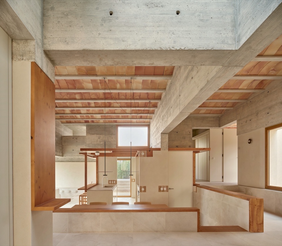 House In Puntiro by RIPOLLTIZON Estudio de arquitectura