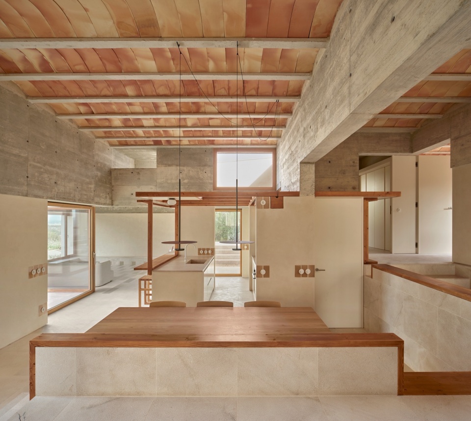 House In Puntiro by RIPOLLTIZON Estudio de arquitectura