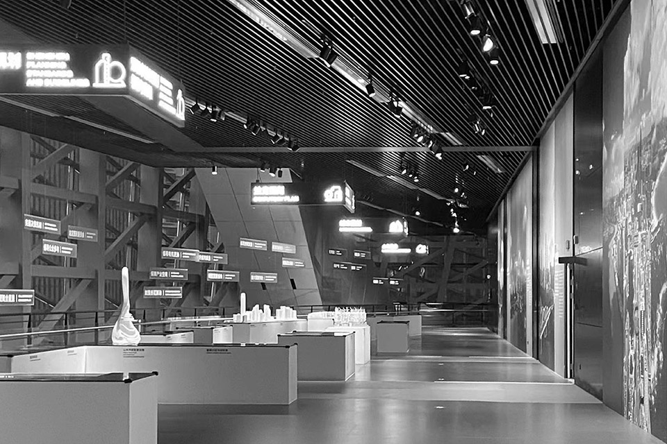 shenzhen museum of contemporary art and urban planning renovation by pills