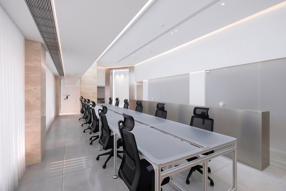 101FF Office Space by OneMoodDESIGN