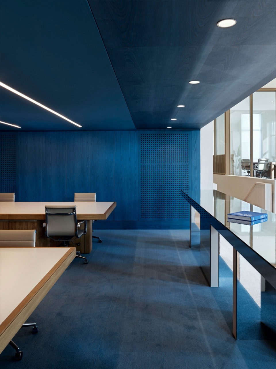 Ozlenir Headquarter URBANJOBS