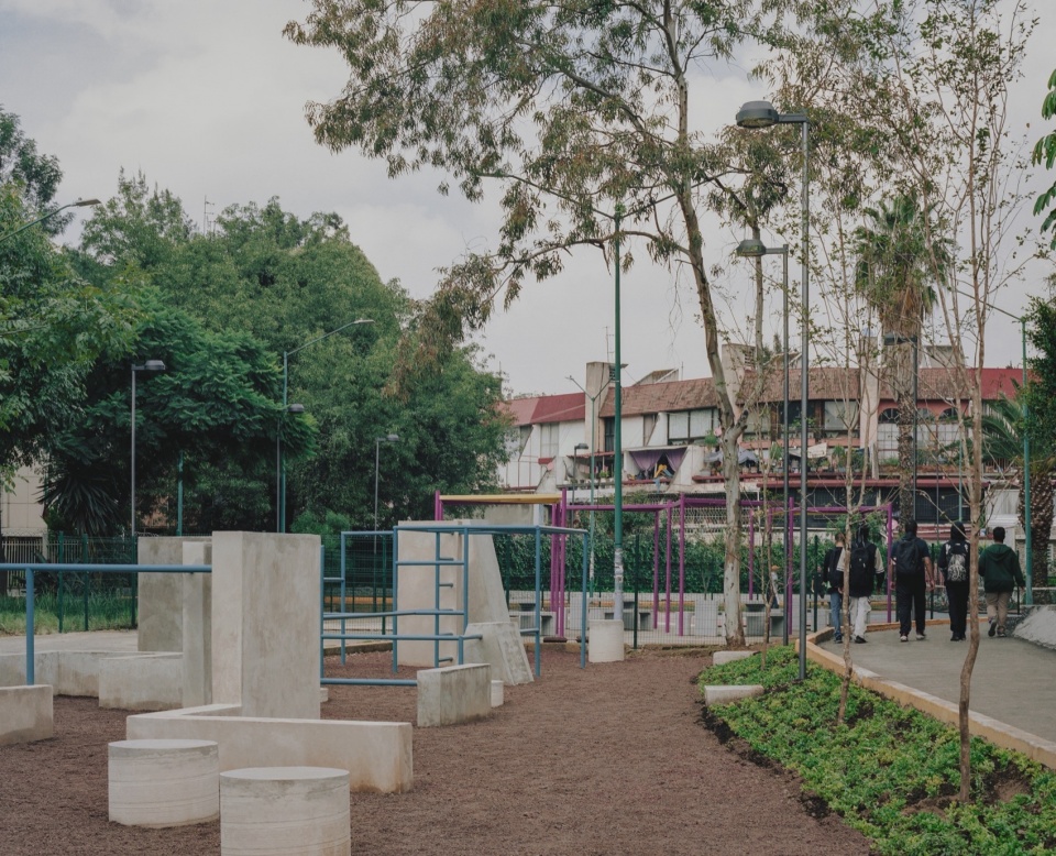 UH INFONAVIT Iztacalco by AMASA Estudio