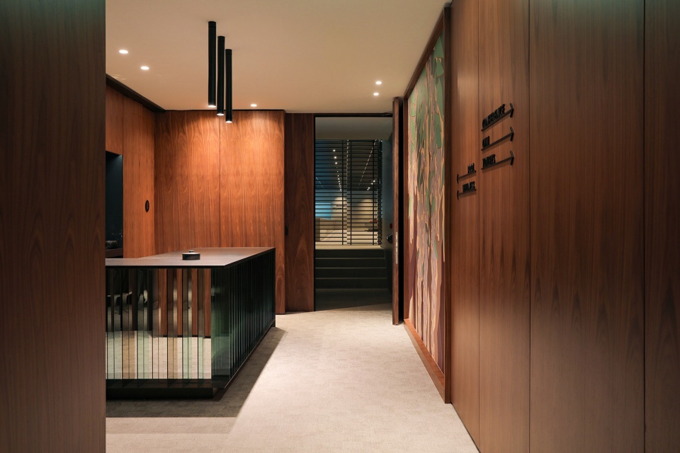 hotel keight by 3lhd