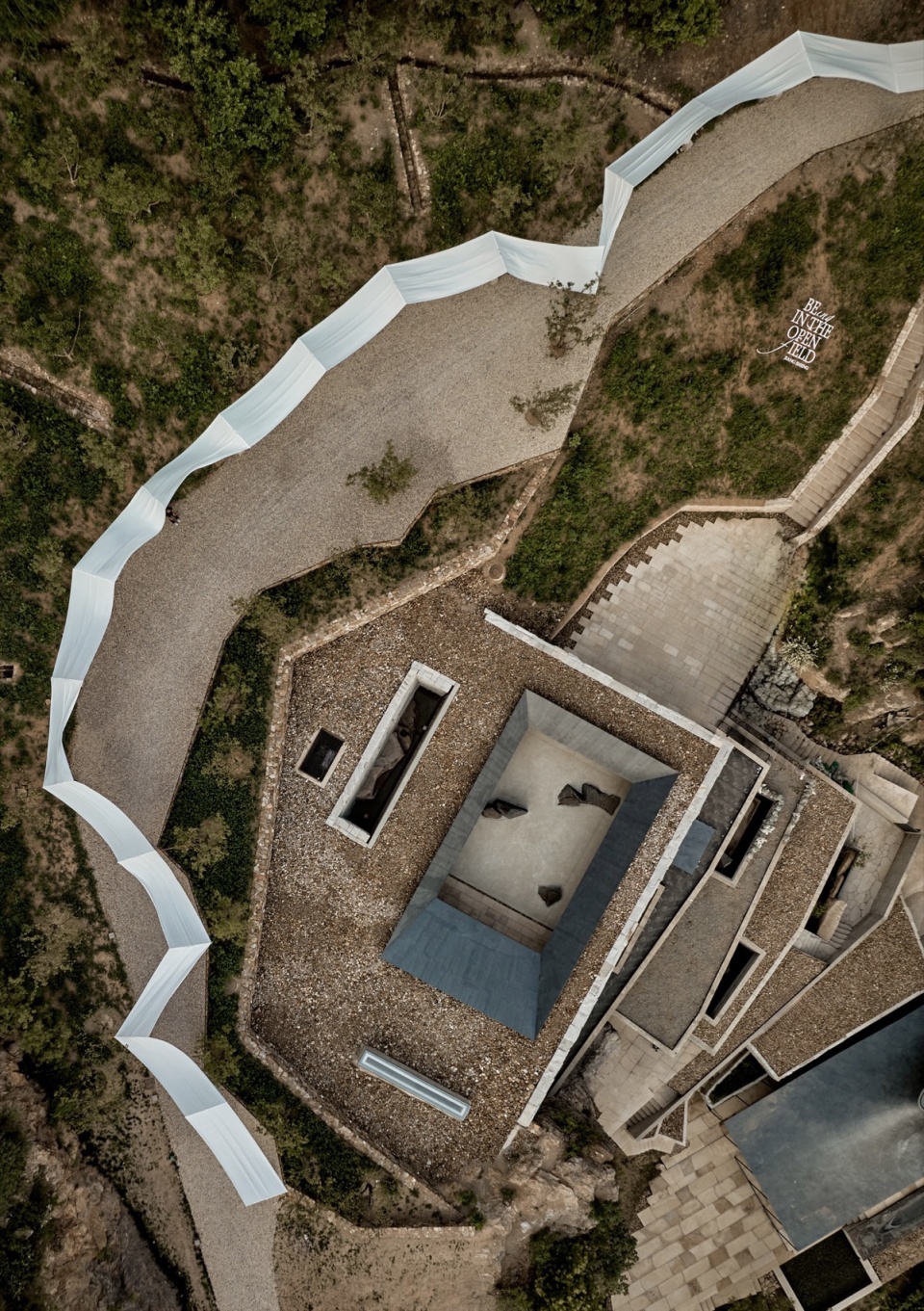 Outdoor Exhibition Installation Of The JIANGS in Jinshanling