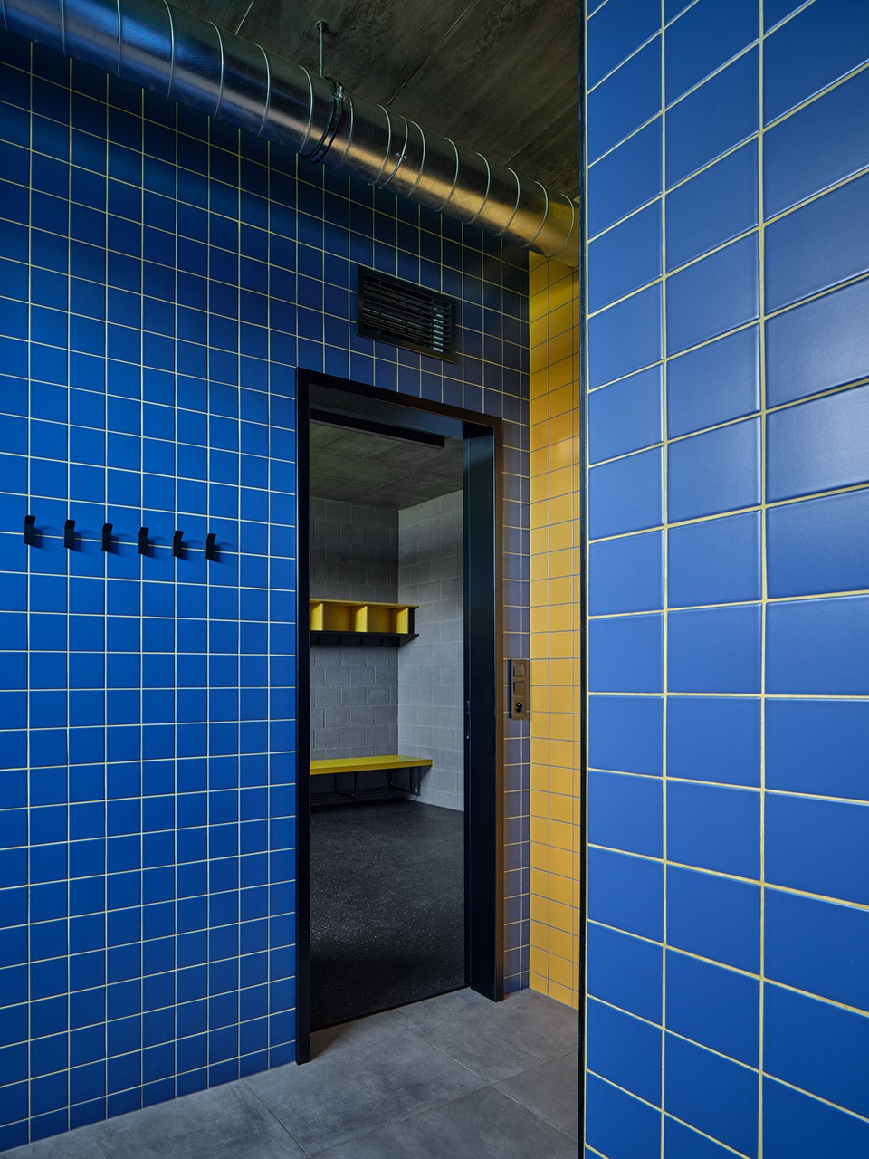 sk plana sports complex by proam architekti